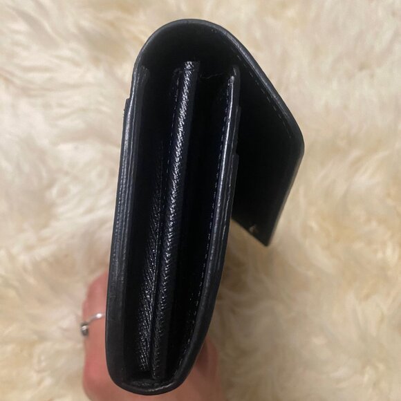 LOUIS VUITTON Epi Portefeuille Sarah Wallet in Black - Picture 11 of 17